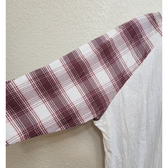 Maurices White Burgundy Striped Raglan Sleeves Top 3X Lightweight Soft V Neck - Picture 2 of 5